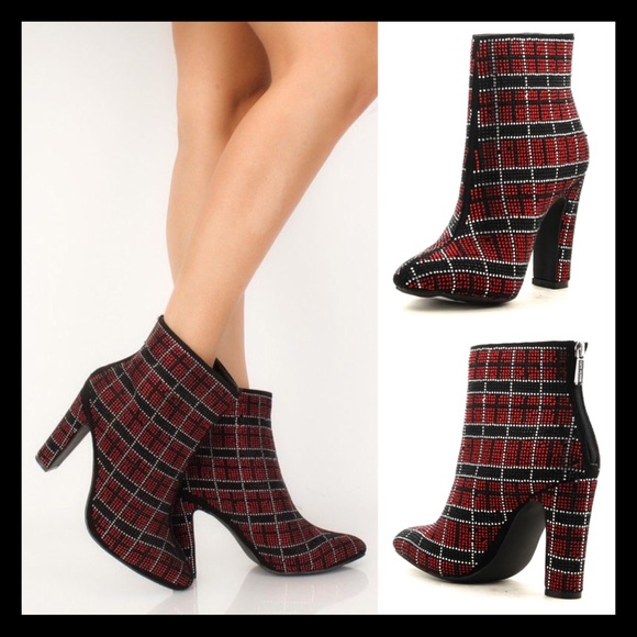 Cape Robbin Crystal Embellished Booties - Picture 3 of 8